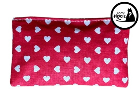 DUŻA PODUSZECZKA Z WALERIANĄ | Czerwone serca | Co Ty Kocie